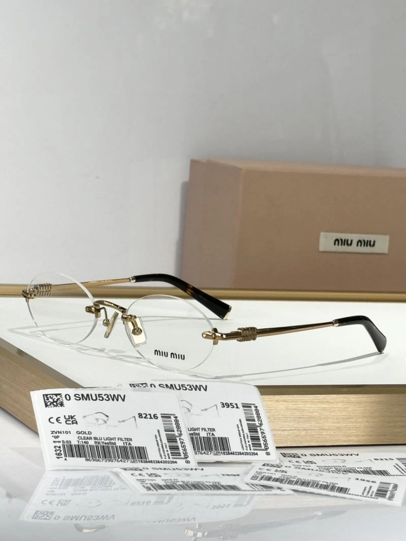 Miu Miu Sunglasses Flexible 281626