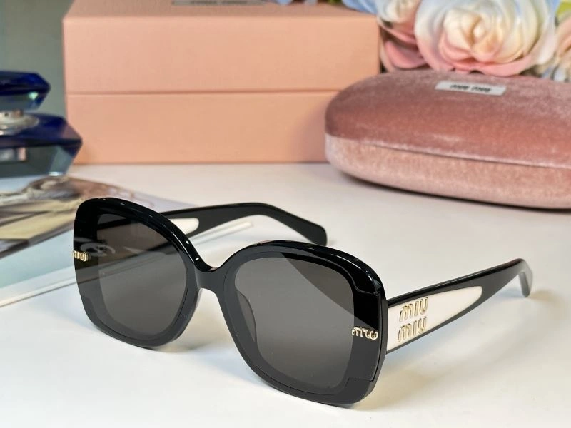 ZipUp Miu Miu Sunglasses 281604