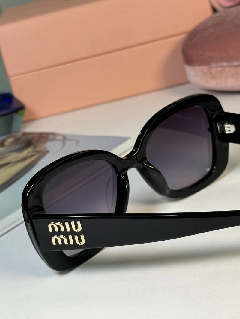 ZipUp Miu Miu Sunglasses 281604