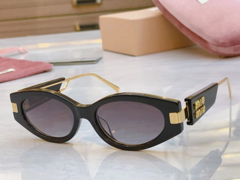 UrbanStyle Miu Miu Sunglasses 281615