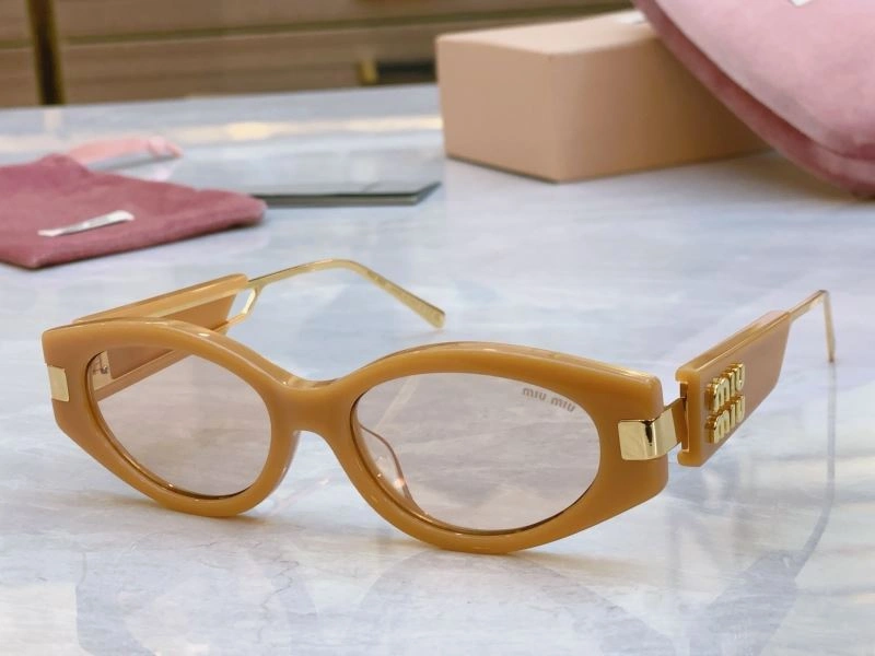 UrbanStyle Miu Miu Sunglasses 281615