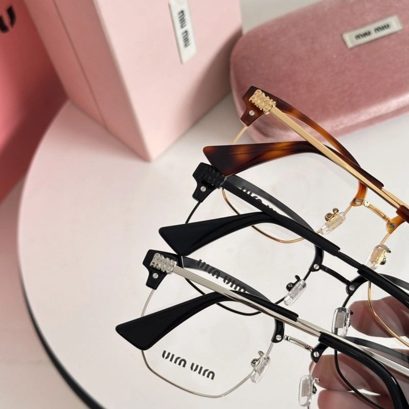 Miu Miu Sunglasses Attractive 281605