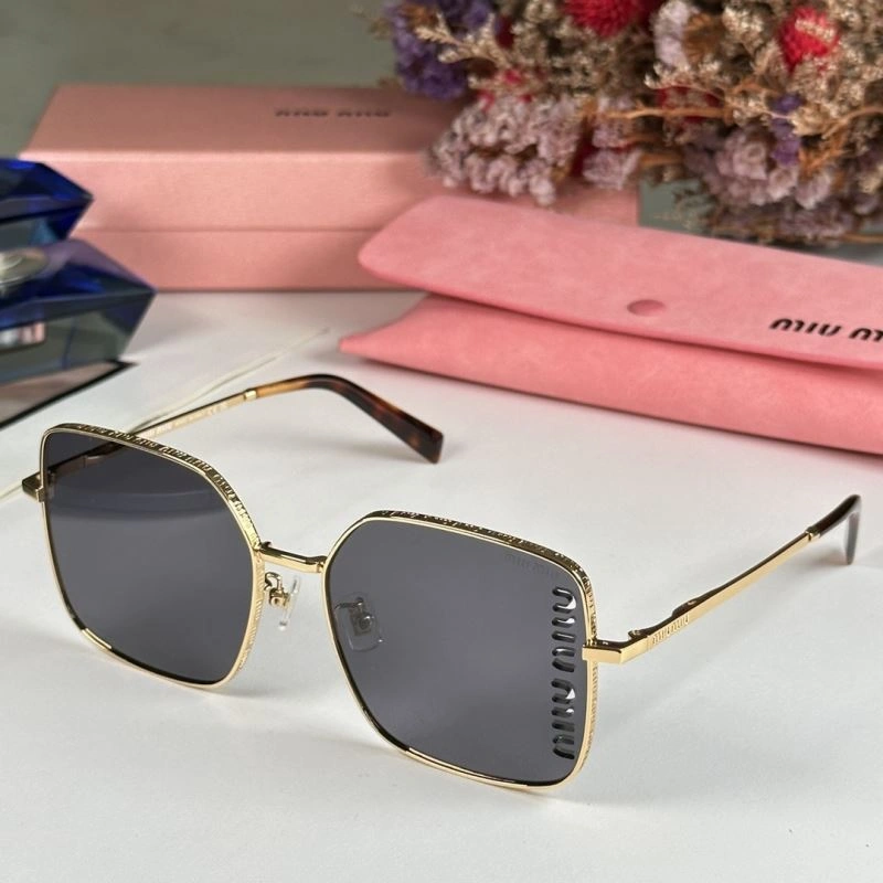Comfortable Miu Miu Sunglasses 281601