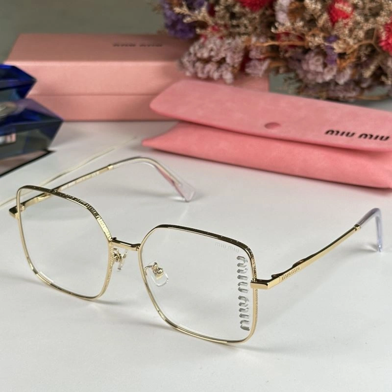 Comfortable Miu Miu Sunglasses 281601