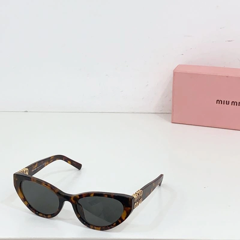 Breathable Miu Miu Sunglasses 281599