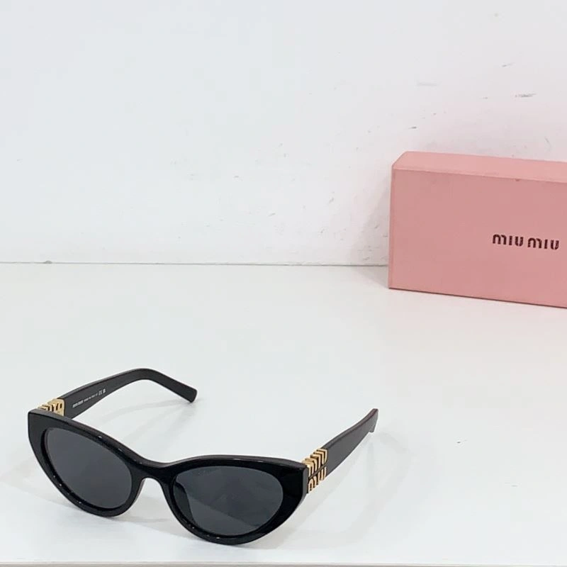 Breathable Miu Miu Sunglasses 281599