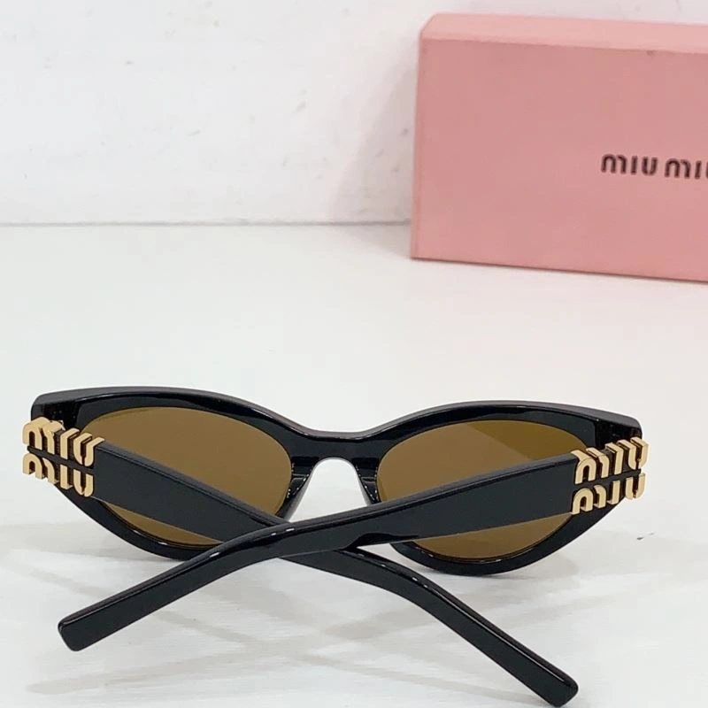 Breathable Miu Miu Sunglasses 281599