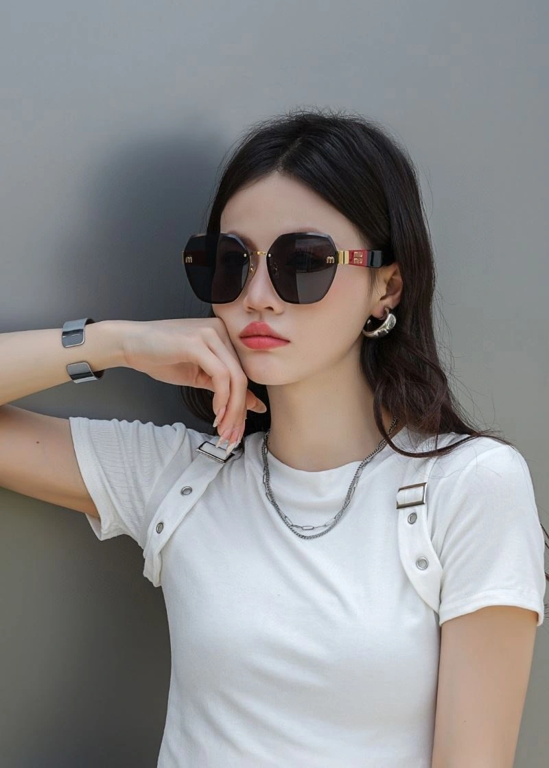 TimelessDesign Miu Miu Sunglasses 281596