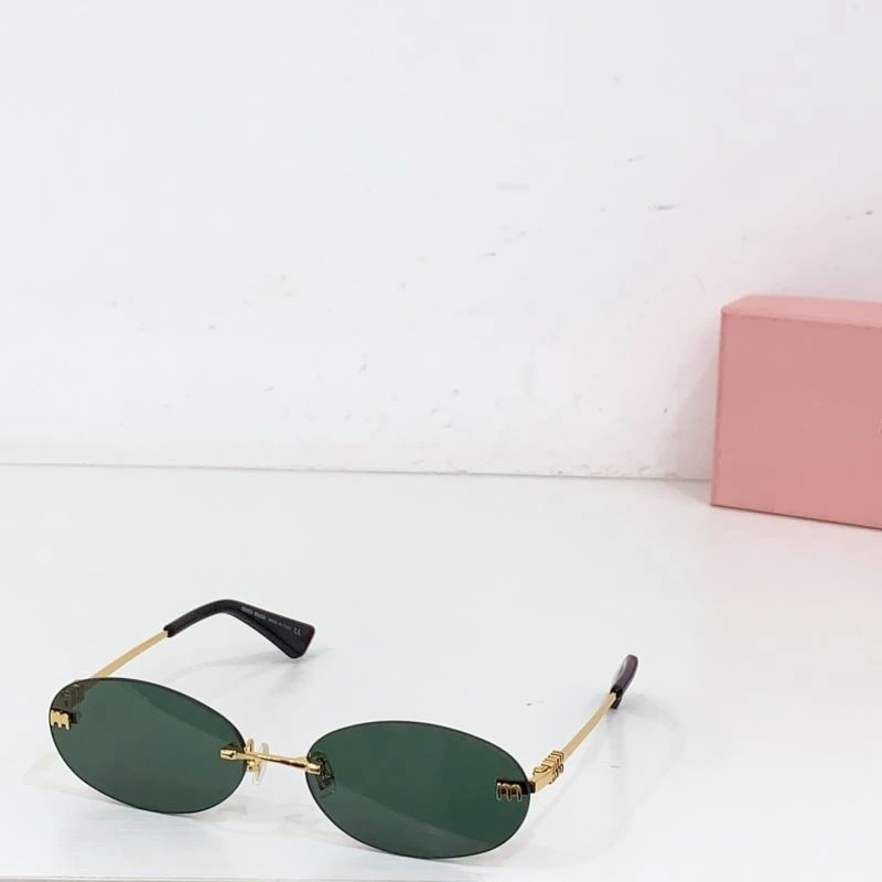 StreetReady Miu Miu Sunglasses 281570