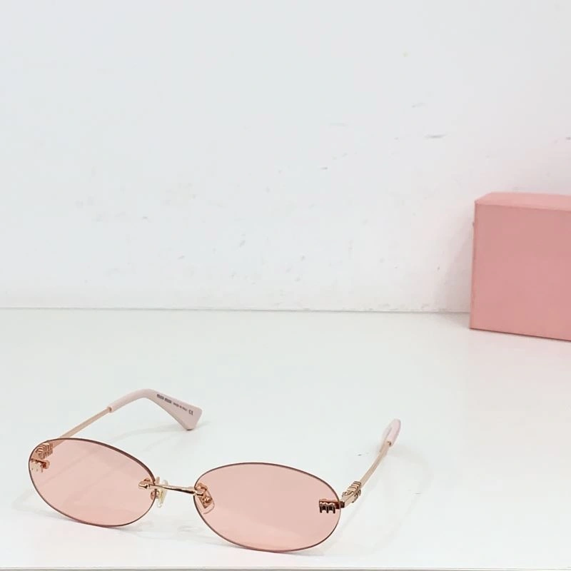 StreetReady Miu Miu Sunglasses 281570