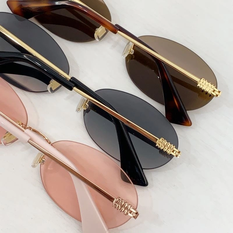 StreetReady Miu Miu Sunglasses 281570