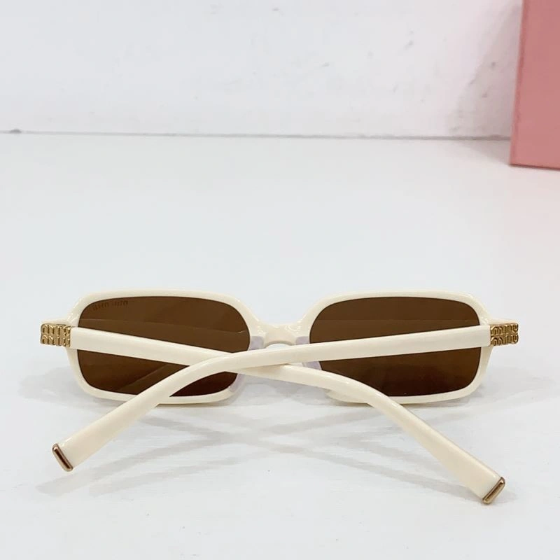 Miu Miu Sunglasses Versatile 281564