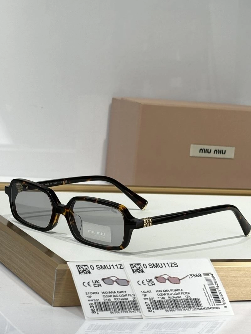 Miu Miu Sunglasses WellDesigned 281578