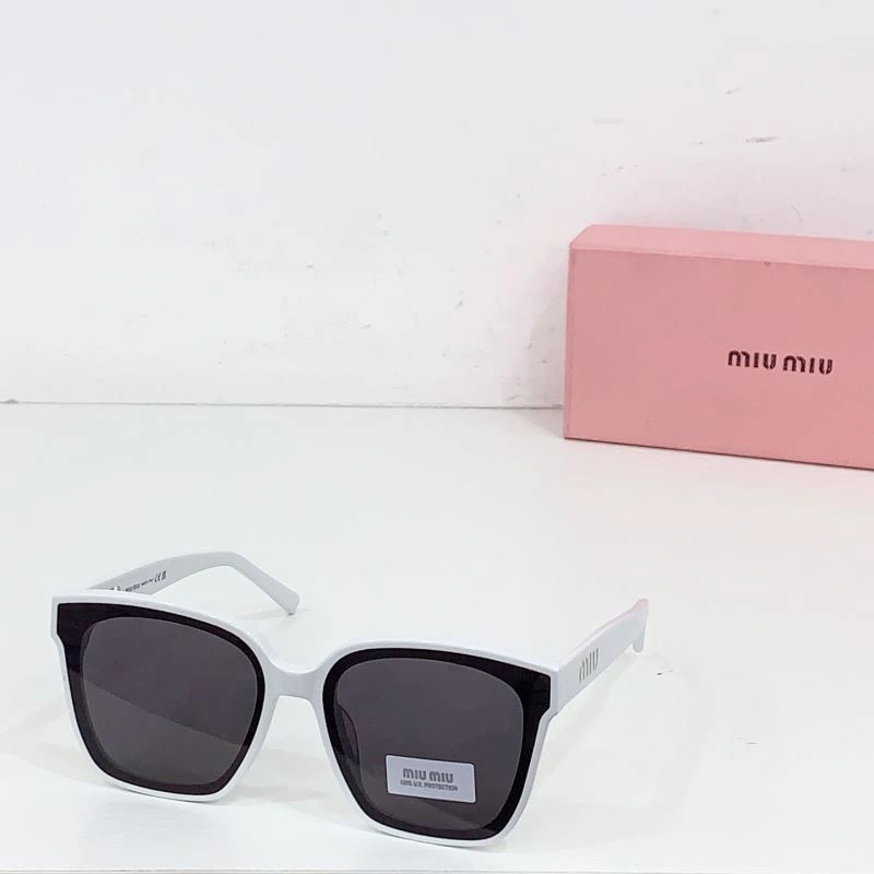 Miu Miu Sunglasses Vibrant 281562