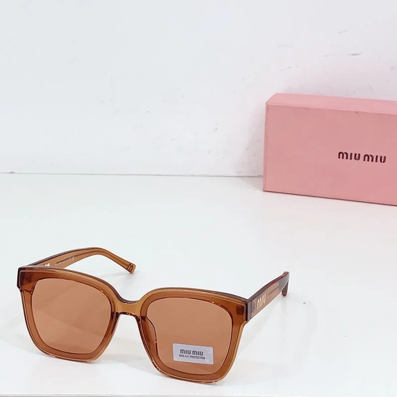 Miu Miu Sunglasses Vibrant 281562