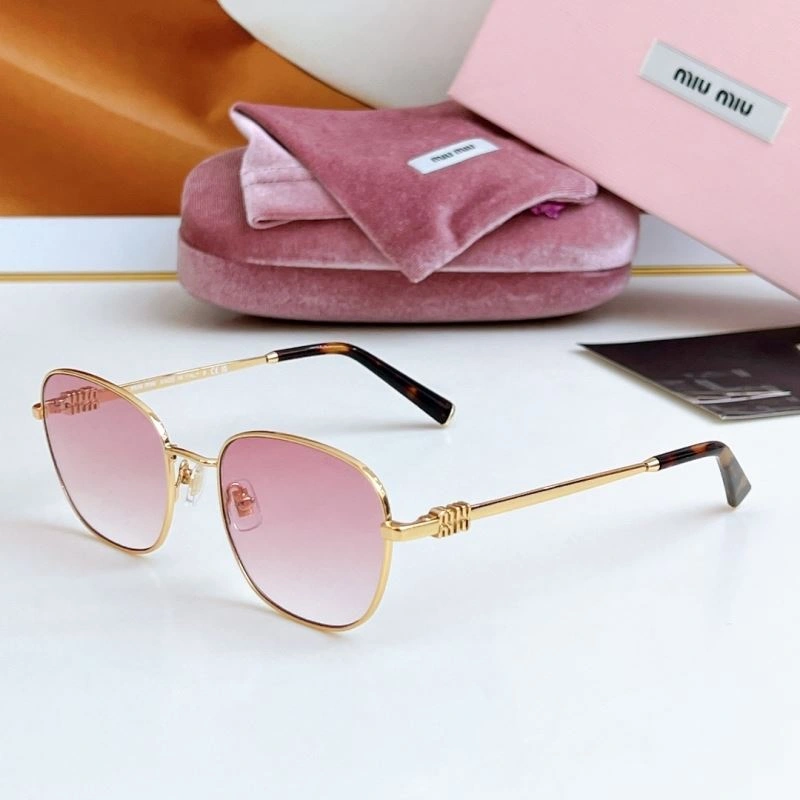 Lightweight Miu Miu Sunglasses 281575