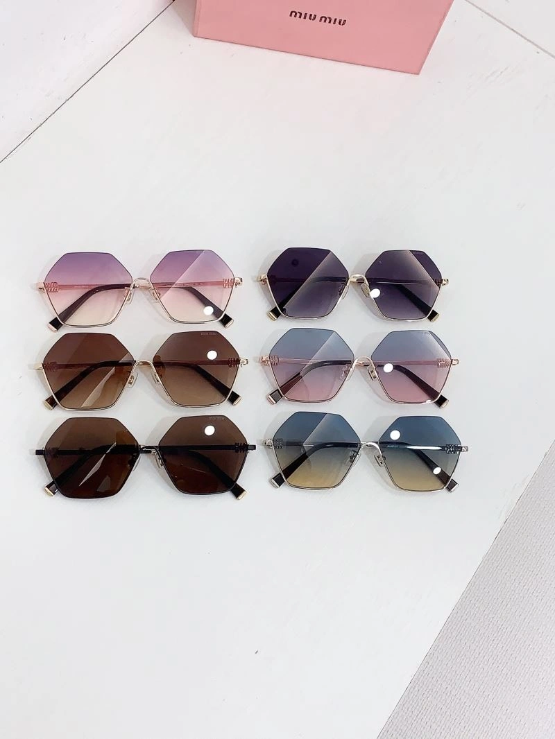Miu Miu Sunglasses SoftTouch 281577