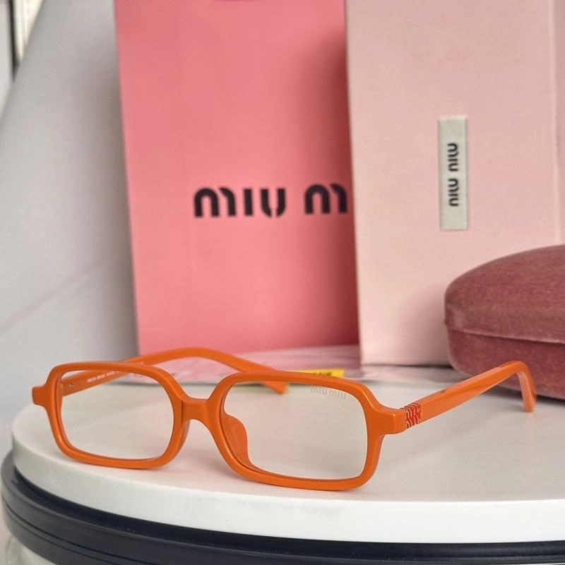 Miu Miu Sunglasses MoistureWicking 281572