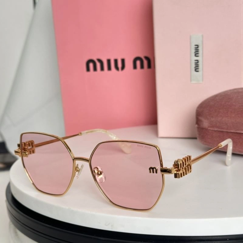 GoodFit Miu Miu Sunglasses 281571