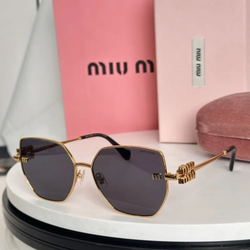 GoodFit Miu Miu Sunglasses 281571