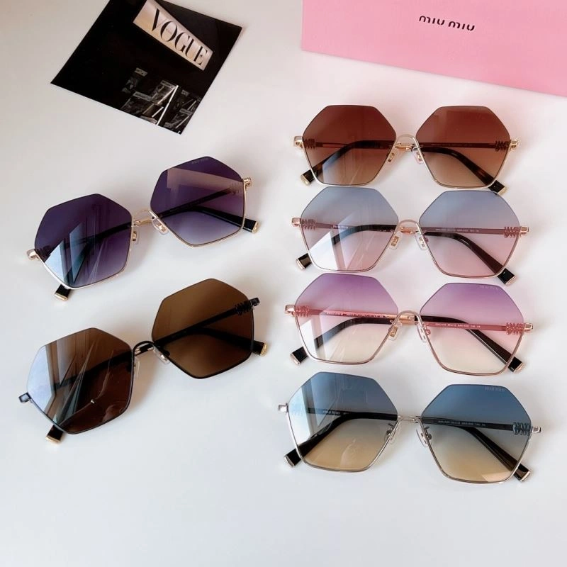 Miu Miu Sunglasses EasyCare 281580