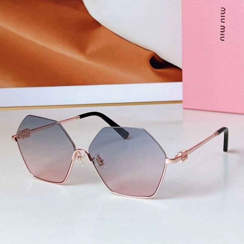 Miu Miu Sunglasses EasyCare 281580