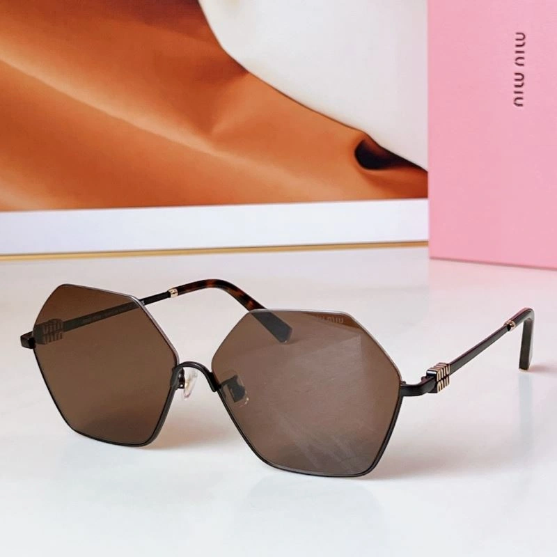 Miu Miu Sunglasses EasyCare 281580