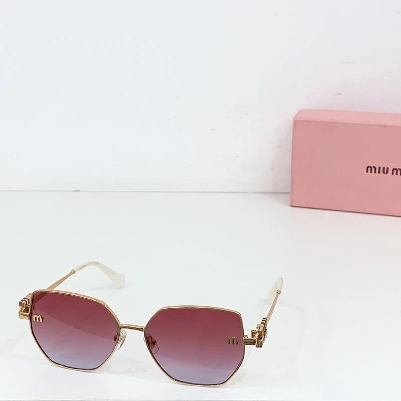 Breathable Miu Miu Sunglasses 281565