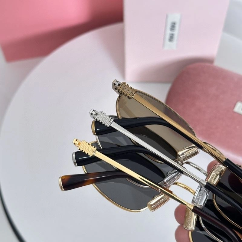 Modern Miu Miu Sunglasses 281576