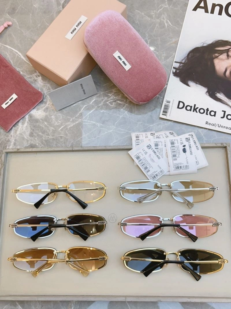 Miu Miu Sunglasses Supportive 281561