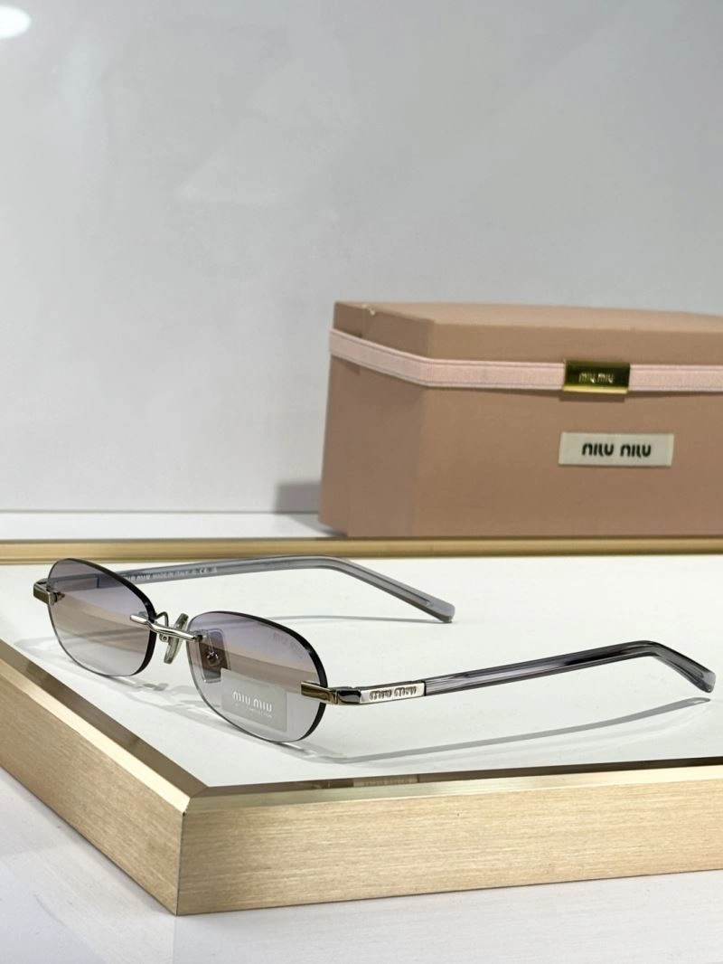 FashionForward Miu Miu Sunglasses 281559