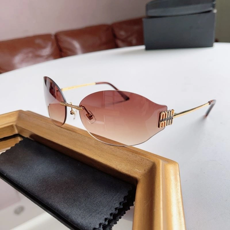 Miu Miu Sunglasses Efficient 281554