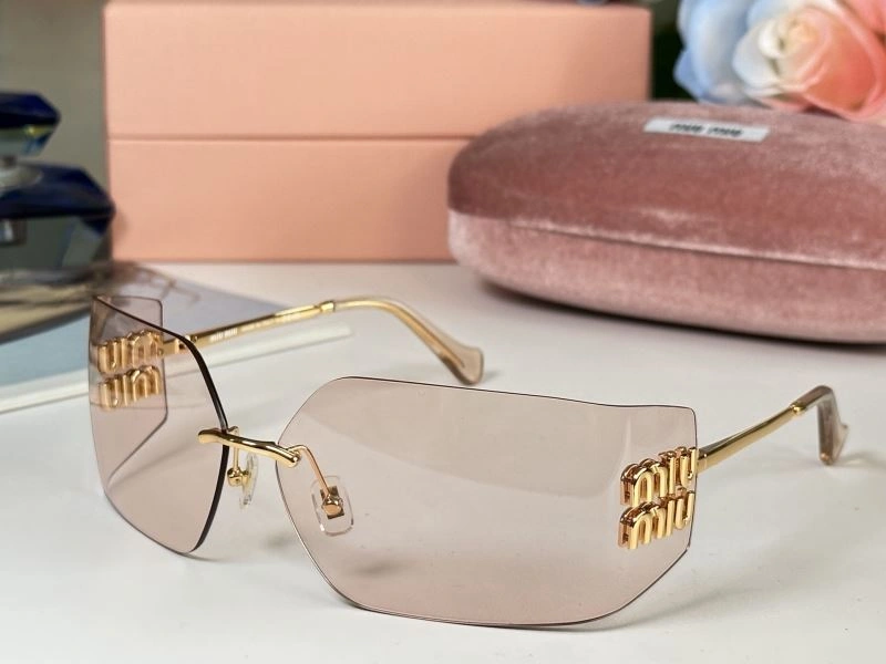 SoftTouch Miu Miu Sunglasses 281556