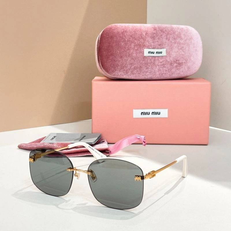 FlexibleFit Miu Miu Sunglasses 281550