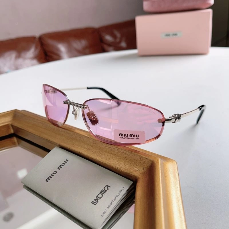 Miu Miu Sunglasses WaterResistant 281549