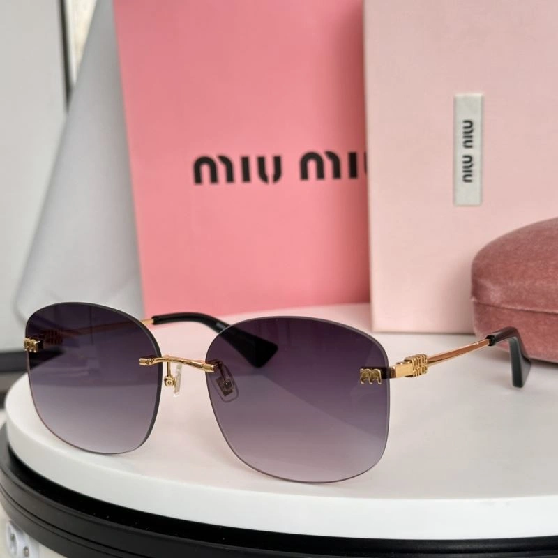 Miu Miu Sunglasses Compact 281548
