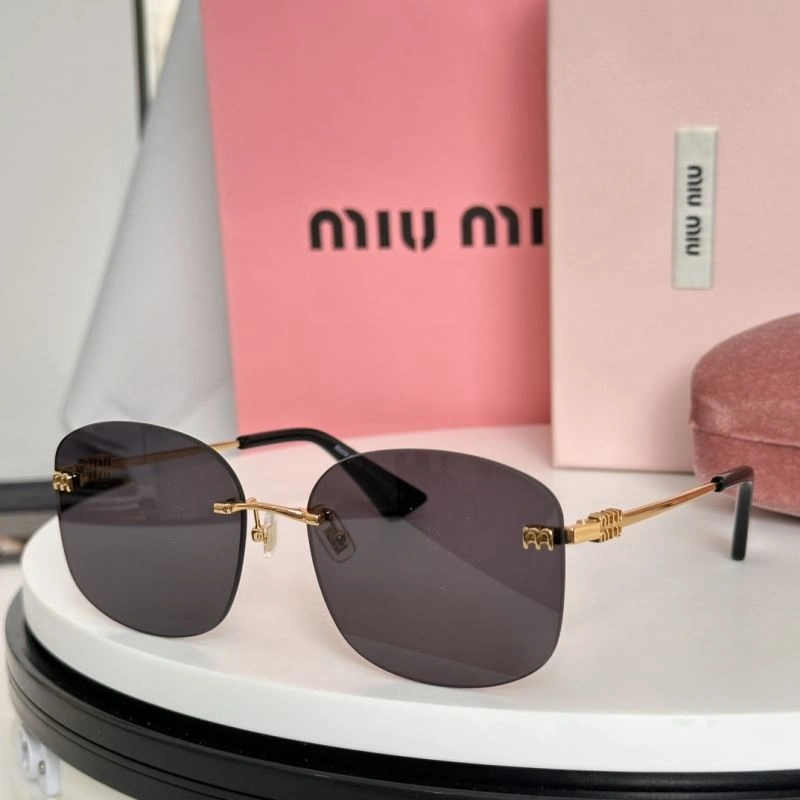 Miu Miu Sunglasses Compact 281548