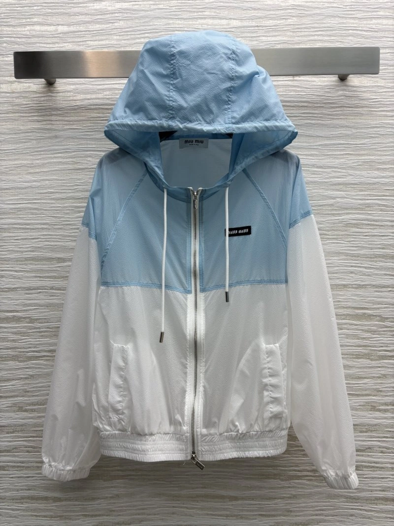Miu Miu Sunscreen Jacket Snug 156238