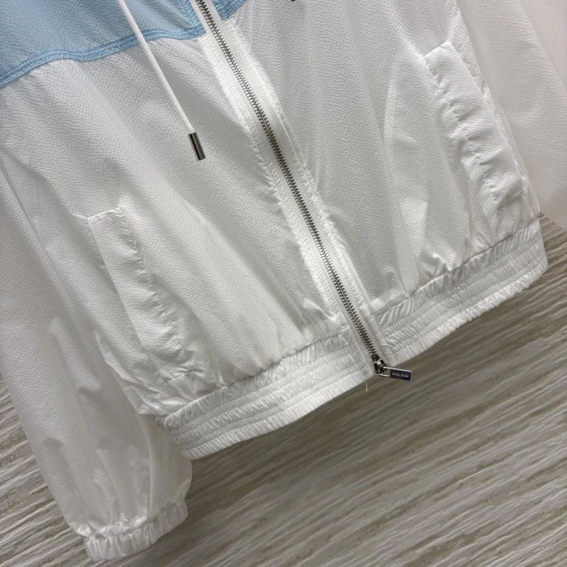 Miu Miu Sunscreen Jacket Snug 156238