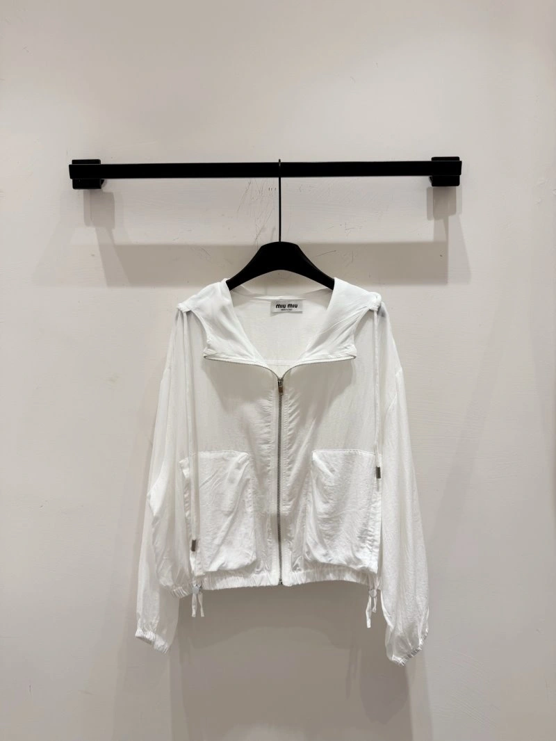 Miu Miu Sunscreen Jacket Sophisticated 154445