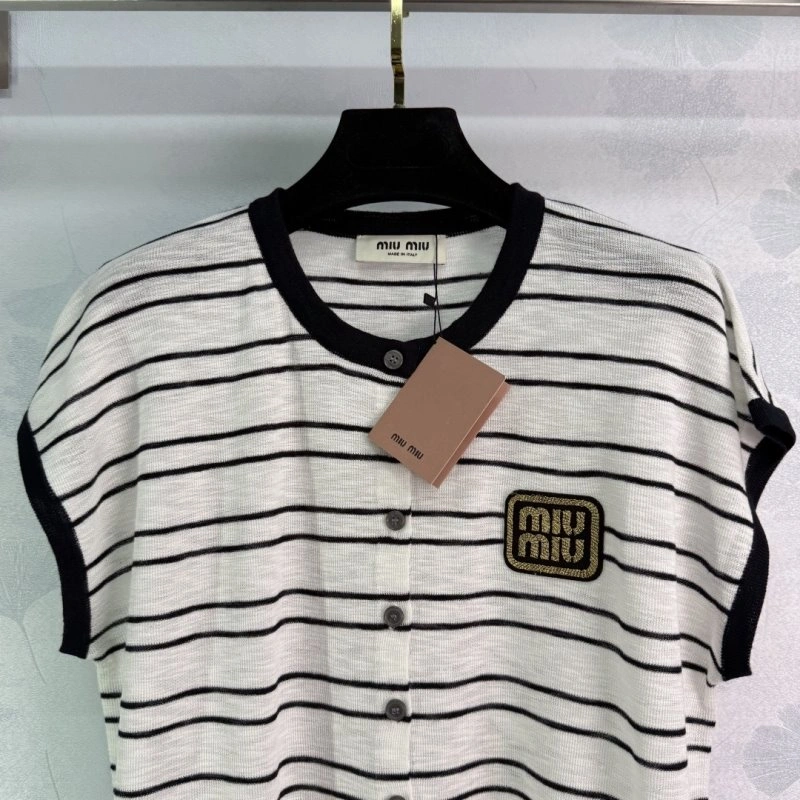 Breathable Miu Miu Sweaters 156245