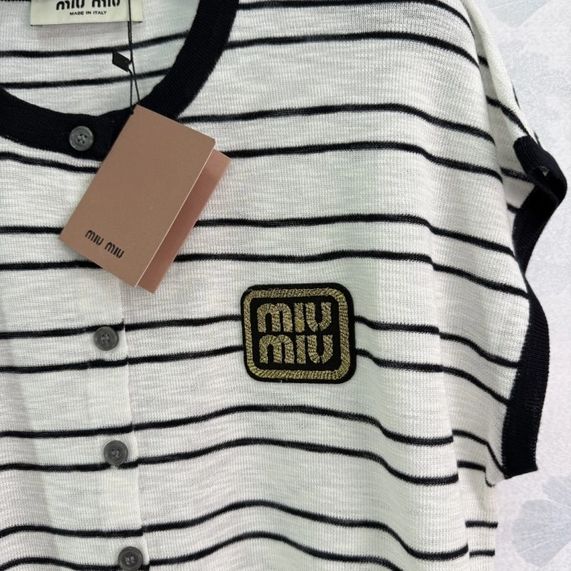 Breathable Miu Miu Sweaters 156245