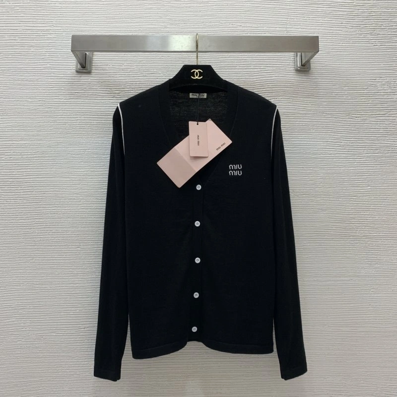 Miu Miu Sweaters Versatile 148645