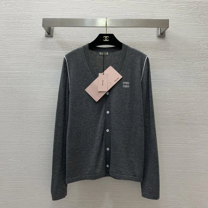 Miu Miu Sweaters Versatile 148645