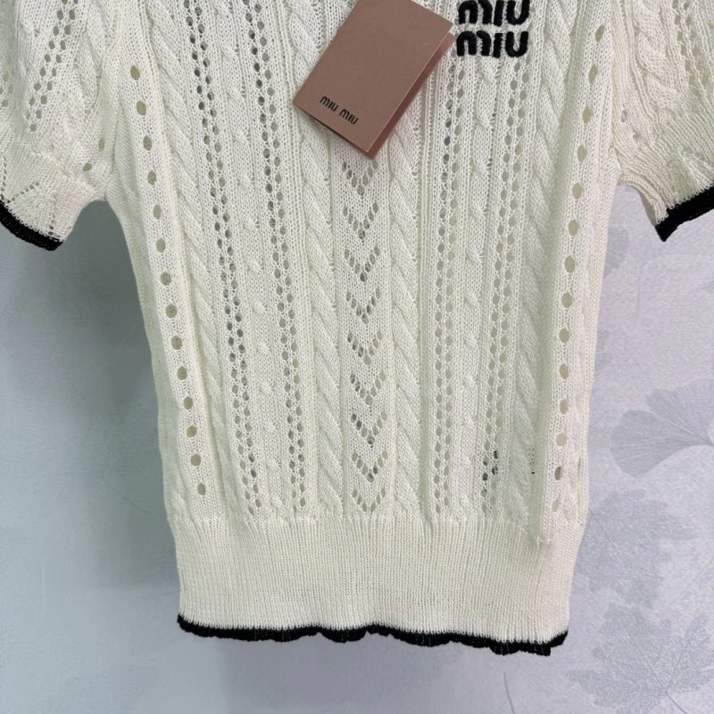 Sporty Miu Miu Sweaters 154432