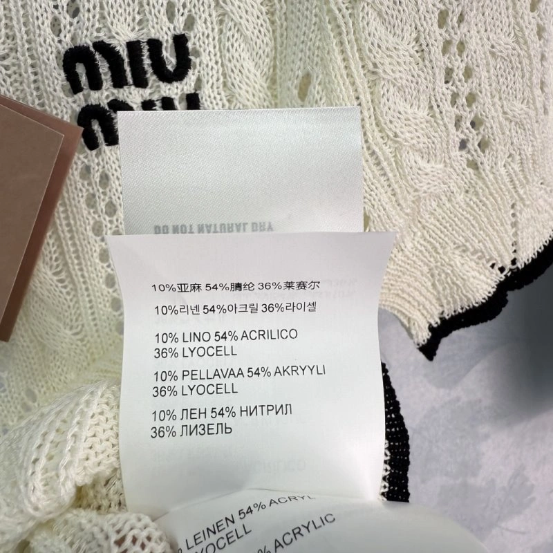 Sporty Miu Miu Sweaters 154432