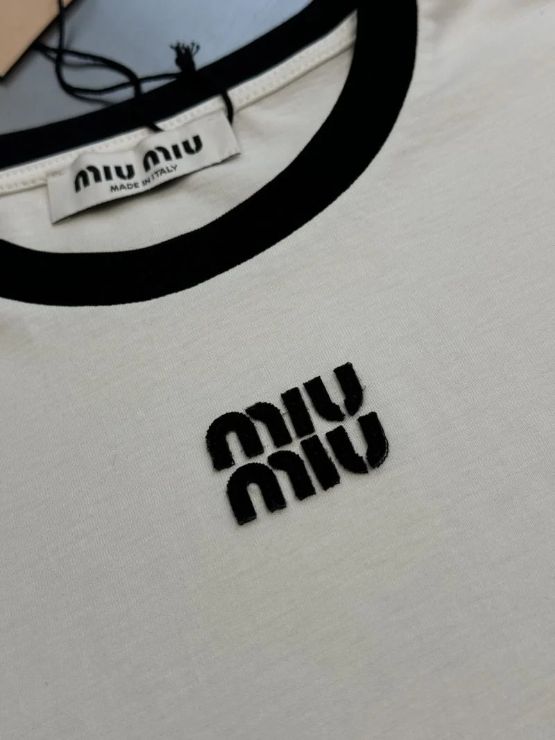 Miu Miu T-Shirts Popular 163553