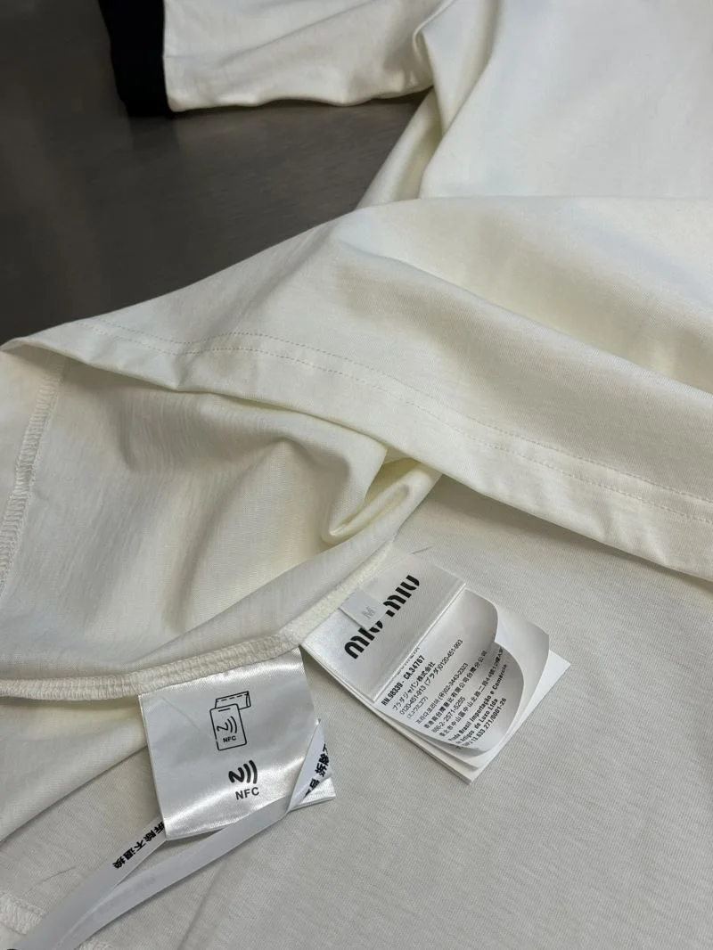 Miu Miu T-Shirts Popular 163553