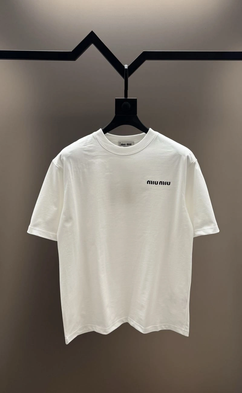 Miu Miu T-Shirts Breathable 162460
