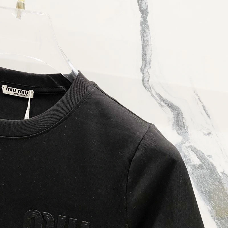 Breathable Miu Miu T-Shirts 162451